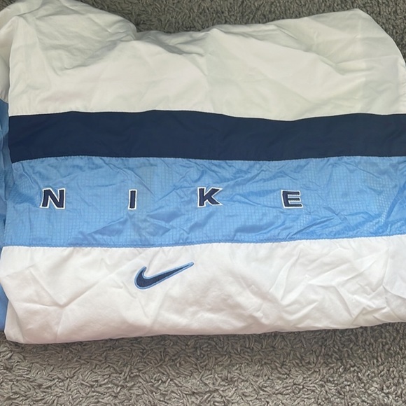 Vintage Nike jacket - Picture 2 of 4